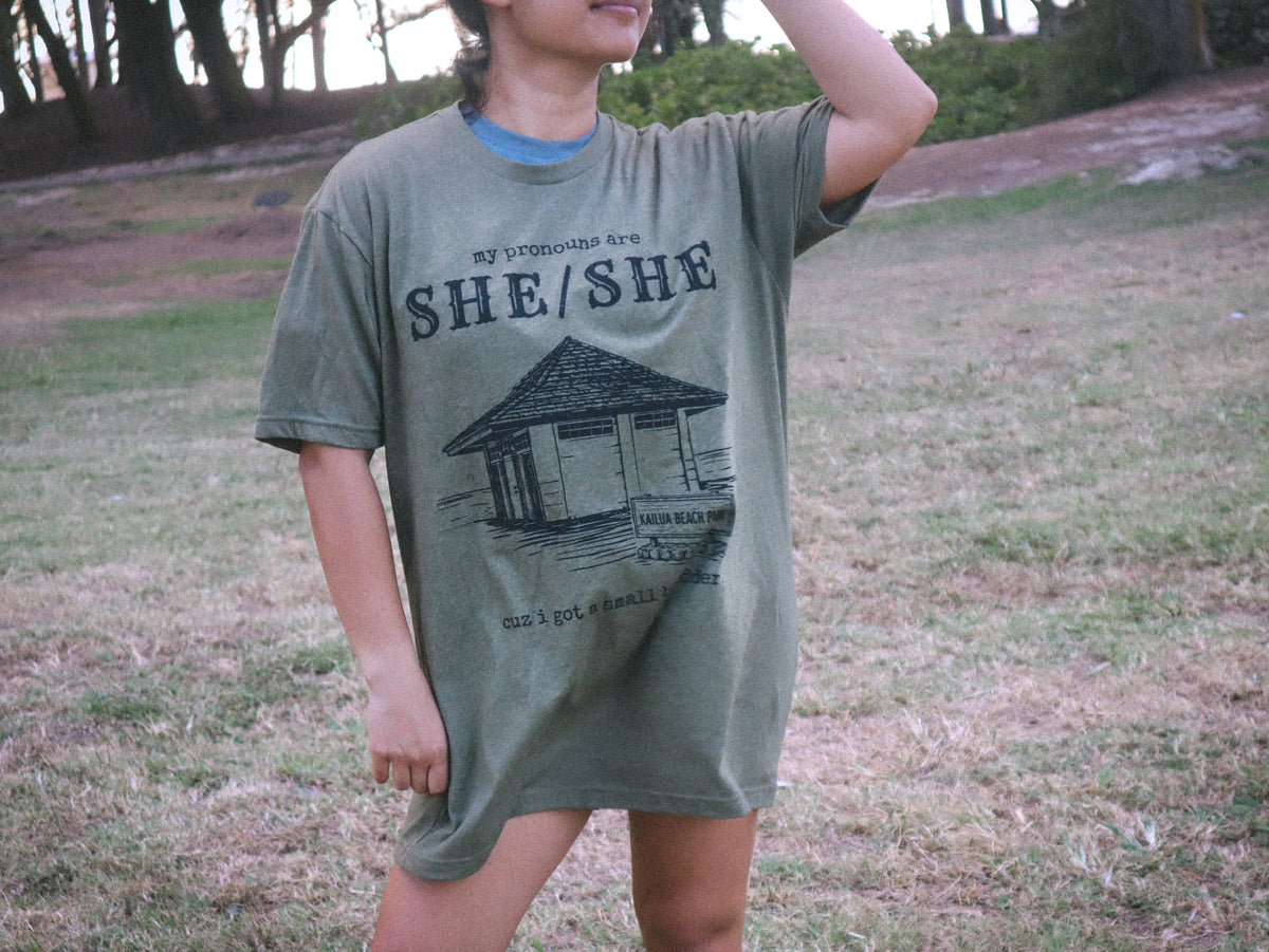 SHE SHE SHIRT